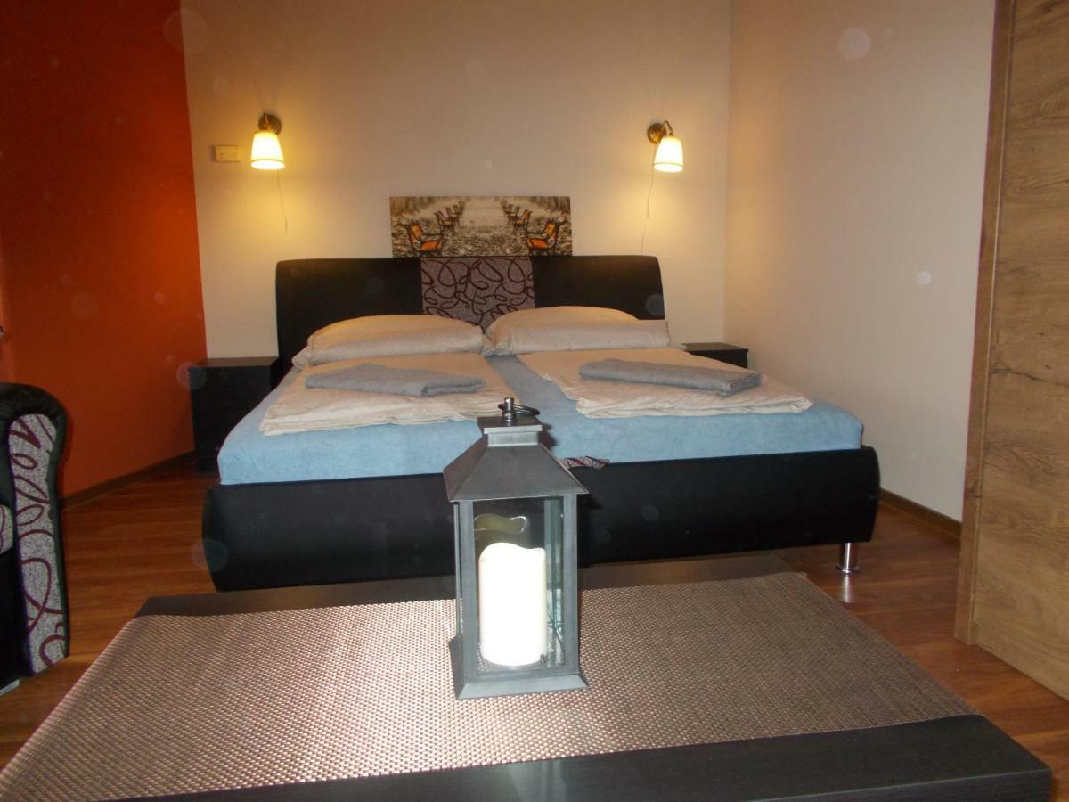 Retron Szinva-Lux Hotel Miskolc Luaran gambar